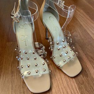 Jessica Simpson Oprina Heels